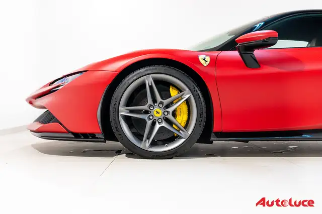 Ferrari SF90 Stradale view 7