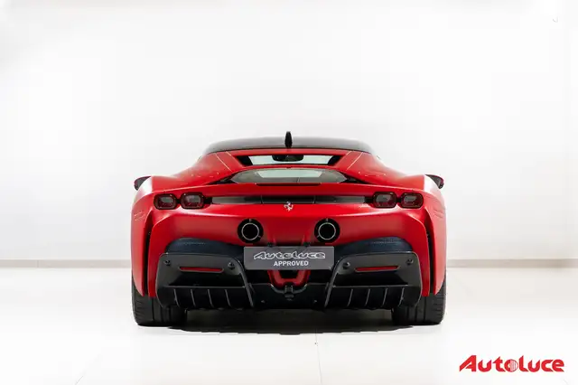Ferrari SF90 Stradale view 5
