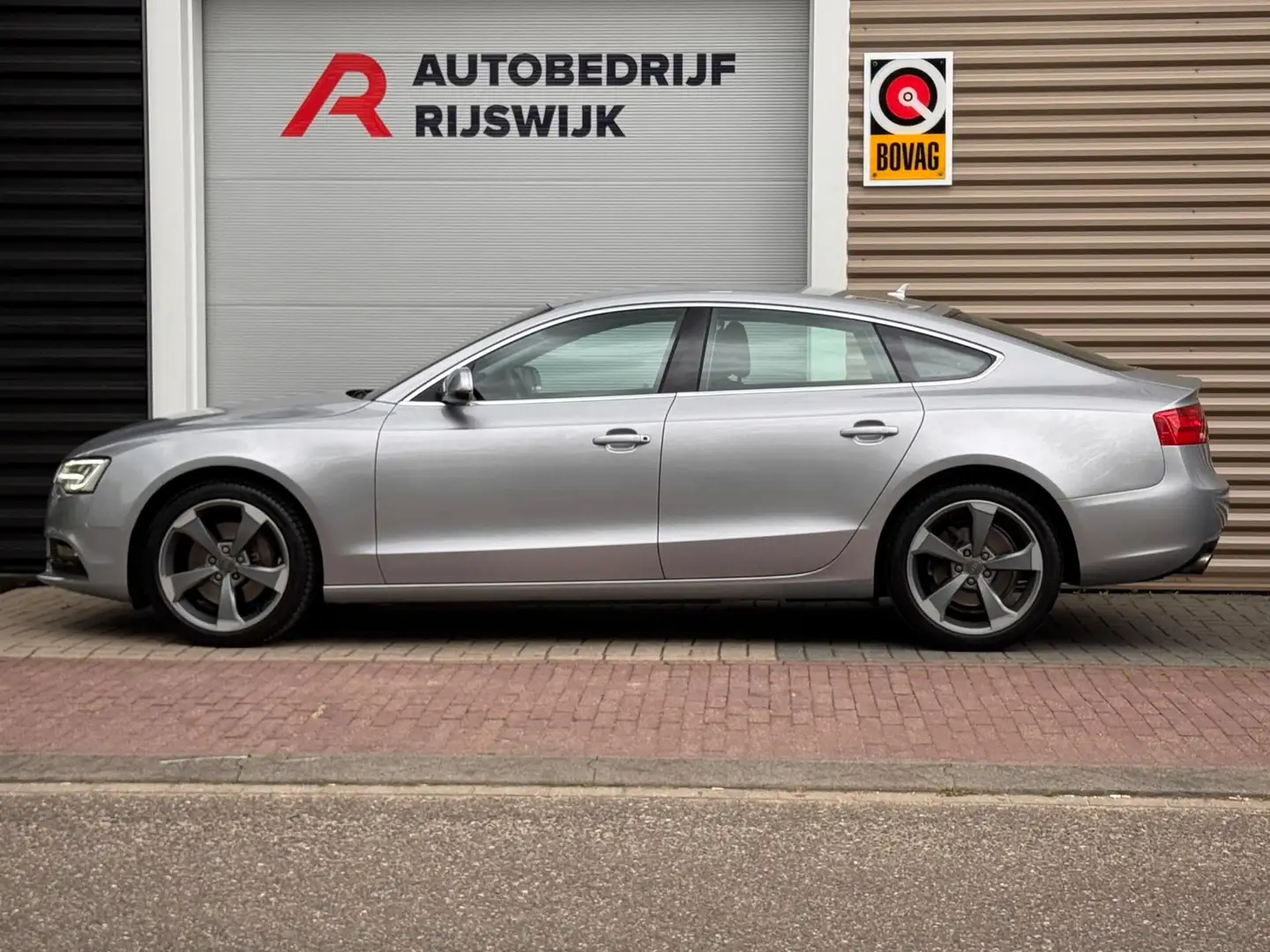 Audi A5 Sportback 2.0 TFSI Business Edition Navi/Camera Gris - 2