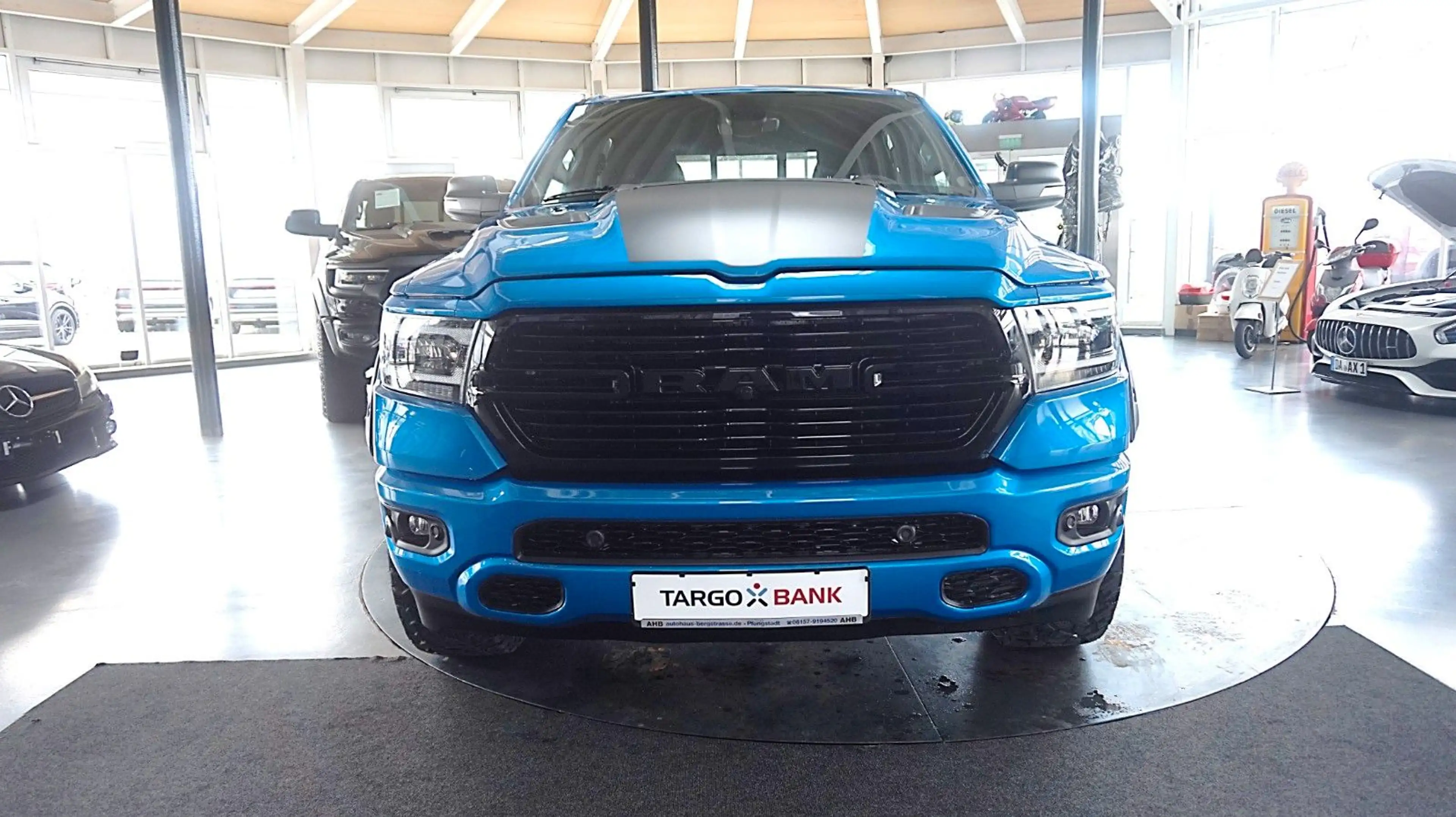 Dodge RAM 1500 HEMI 5.7l Crew-Cab*4x4*Navi*Alu20*AHK — photo 2