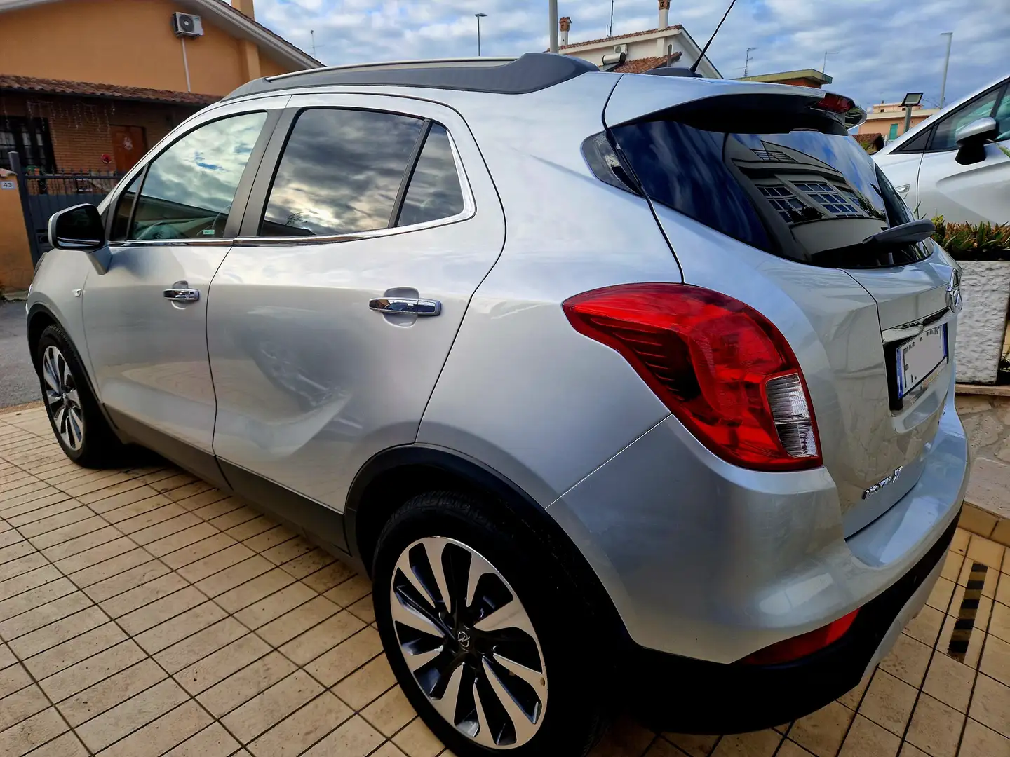 Opel Mokka X Mokka X 1.6 cdti Advance 4x2 136cv auto Серебристый - 2