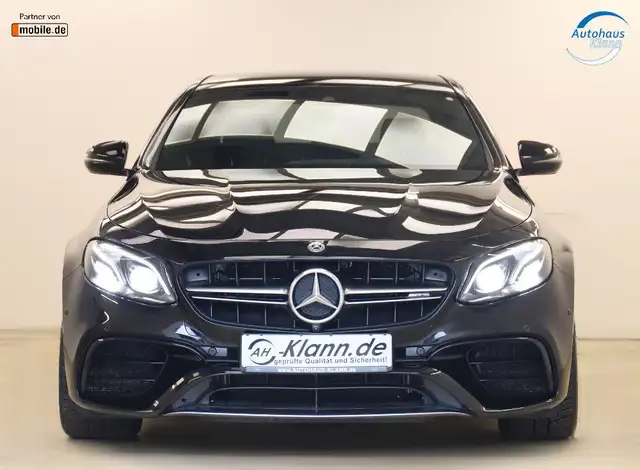 Mercedes-Benz E-Class view 2