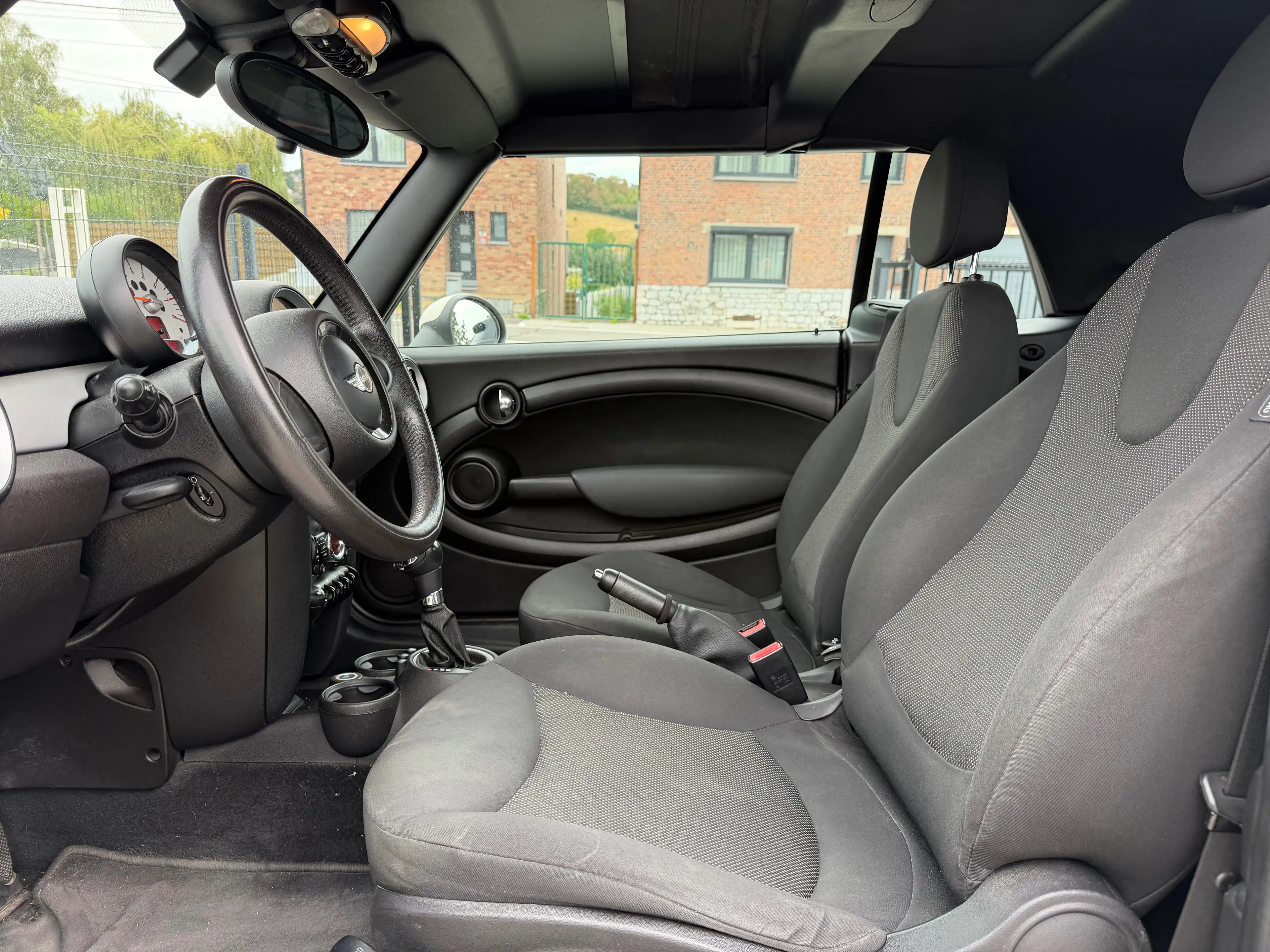 MINI Cooper Cabrio Mini Cabriolet 1.6i Cooper — photo 11