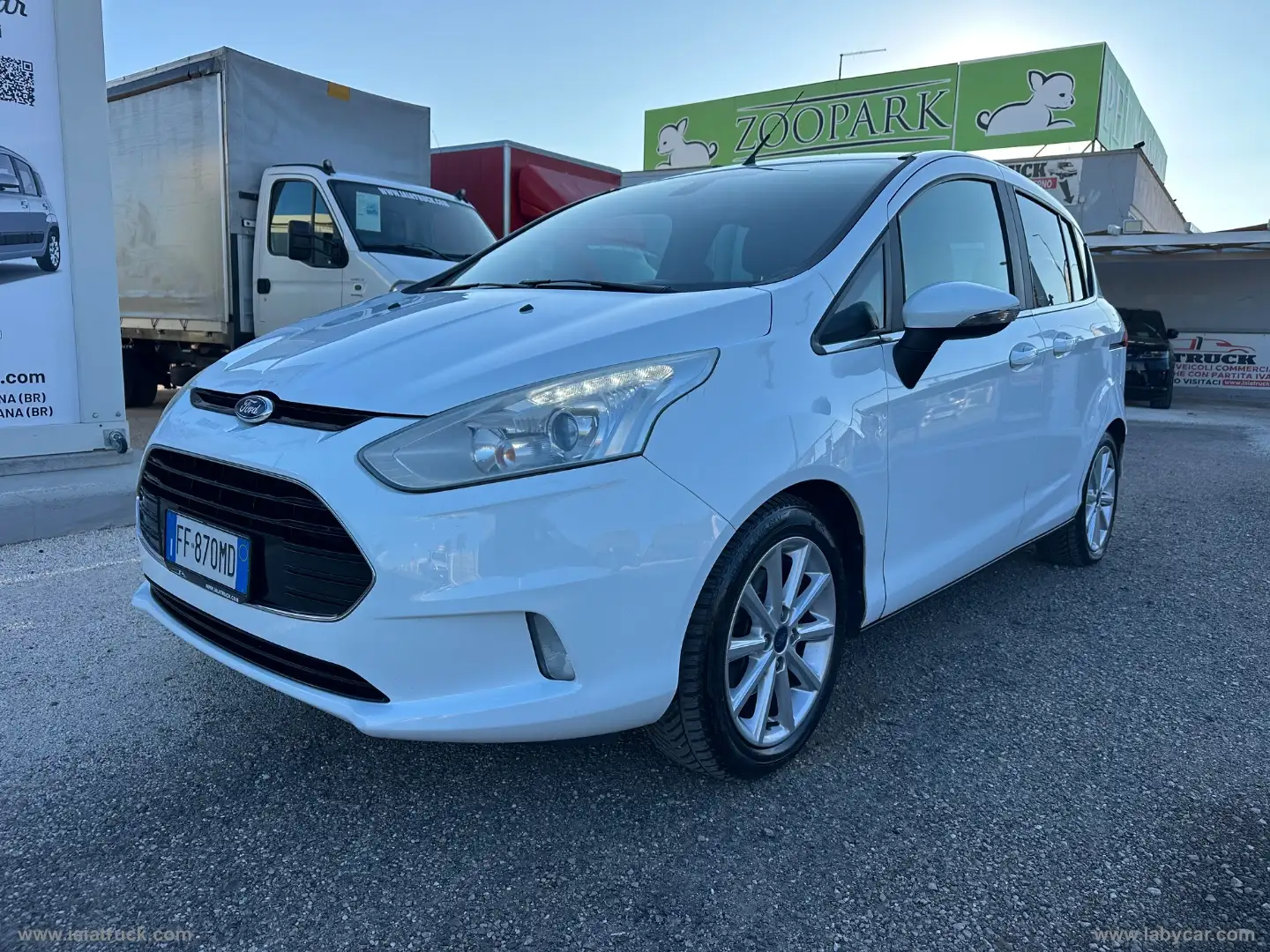 Ford B-Max 1.5 TDCi 75 CV Weiß - 1