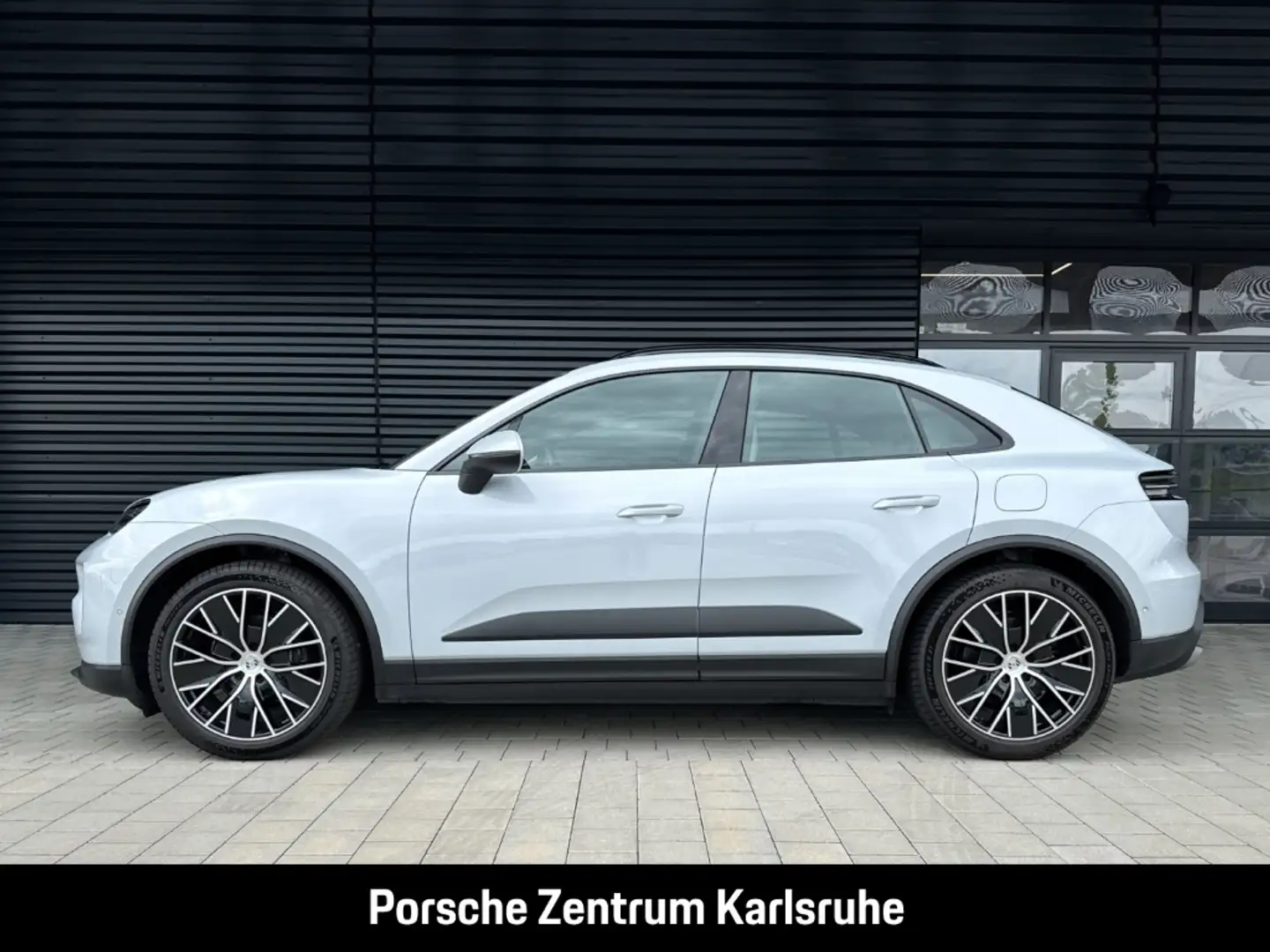 Porsche Macan 4 BOSE Luftfederung LED-Matrix Grau - 2