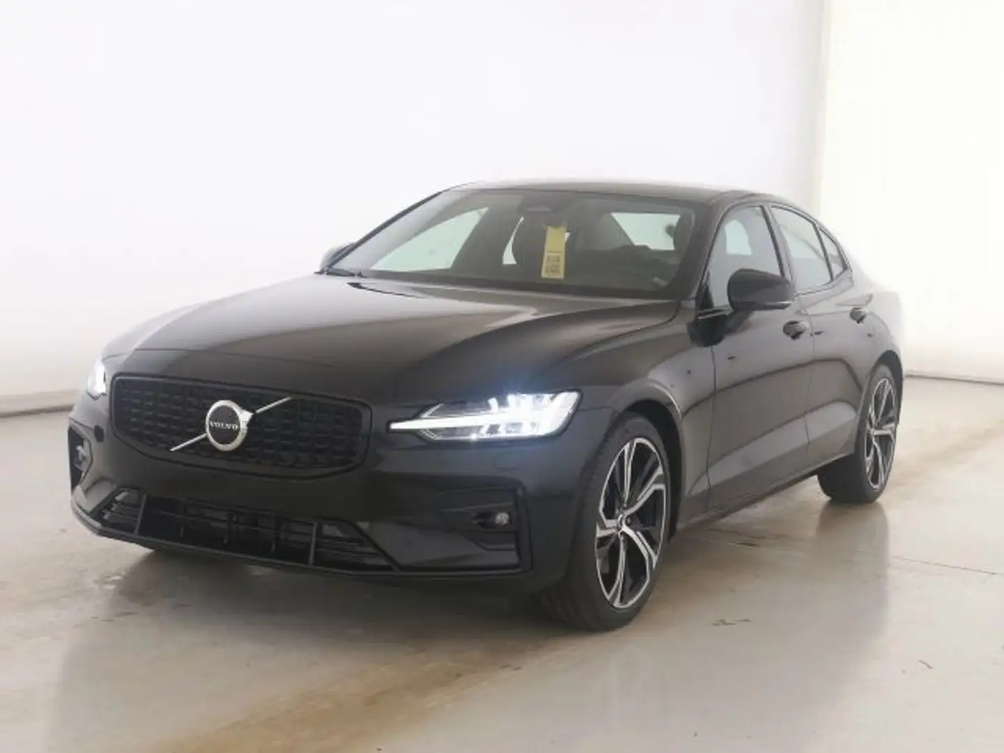 Volvo S60 B4 Lim. Plus Dark ACC BLIS H&K 19"LMF Schwarz - 1