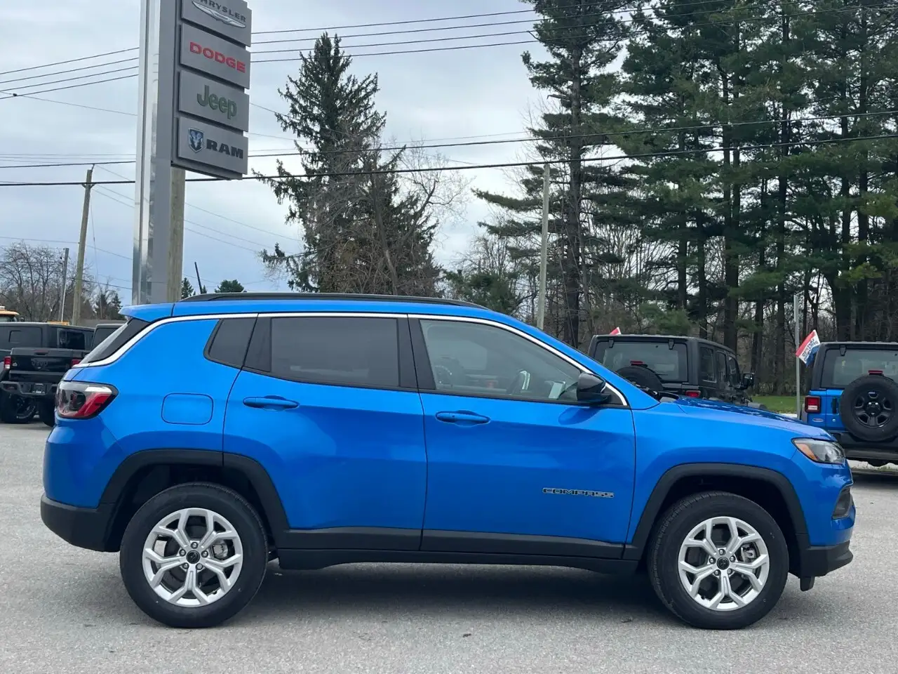Jeep Compass снимка Jeep Compass