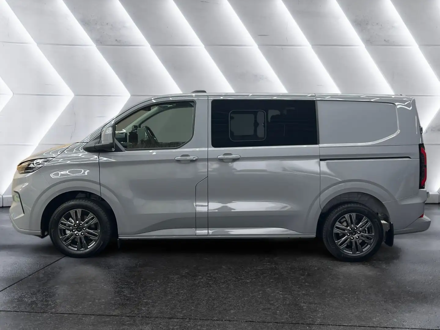 Ford Transit Custom L1 DoKa | LIMITED | 6-Sitzer | Matrix-LED Grau - 2