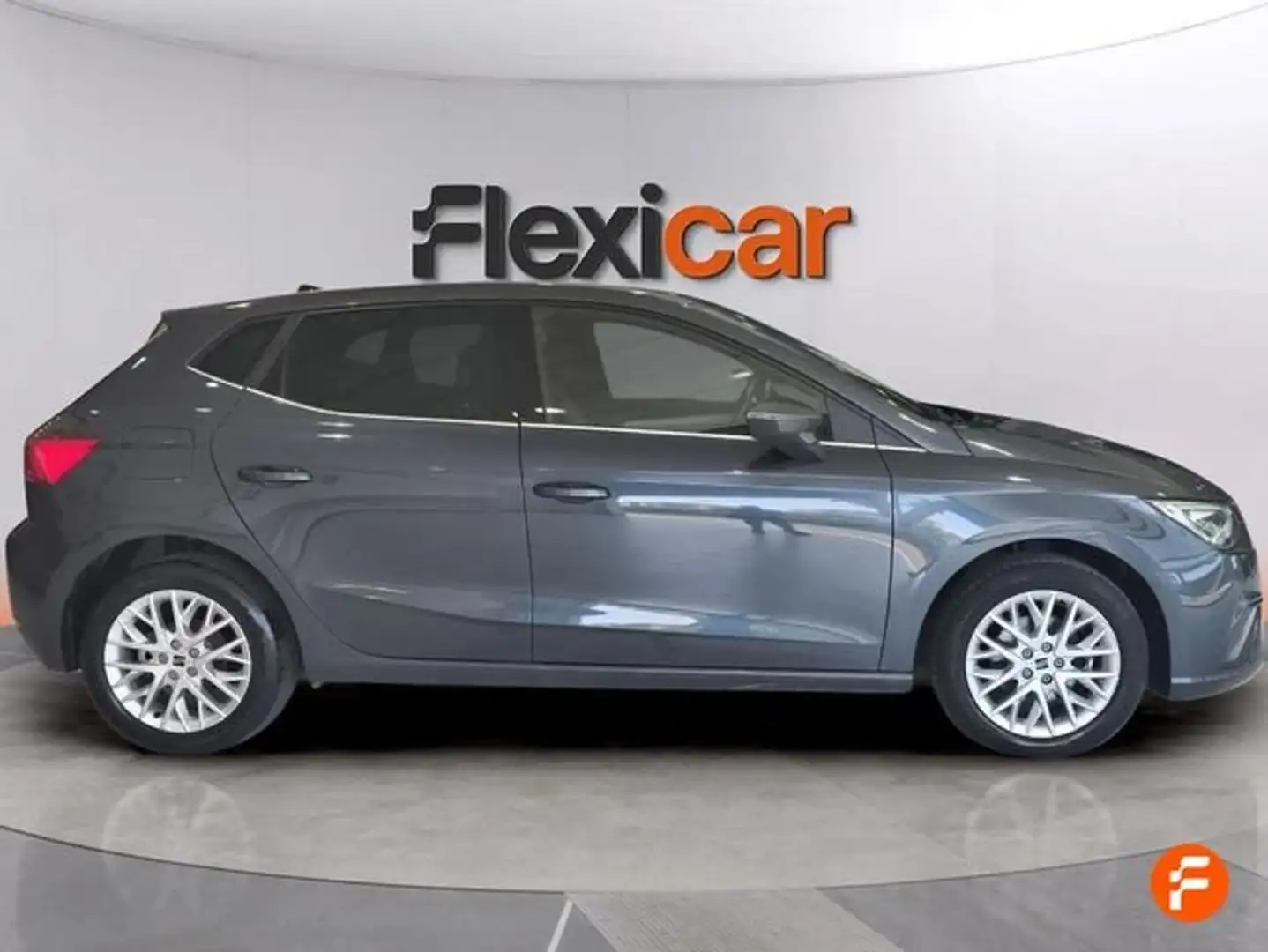 SEAT Ibiza 1.0 TSI S&S Xcellence 115 Gris - 2