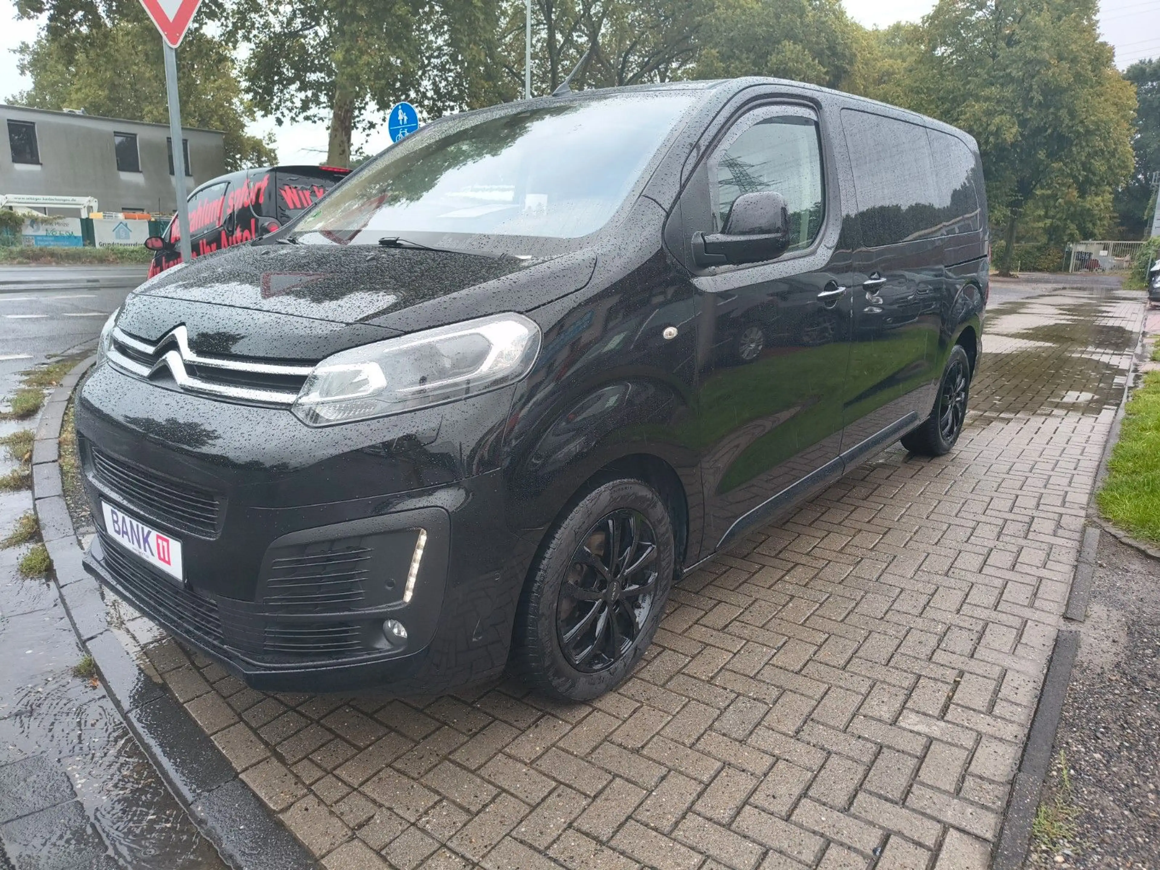 Citroen Spacetourer Shine M°Pano°Head-Up°Leder°AHK — photo 3