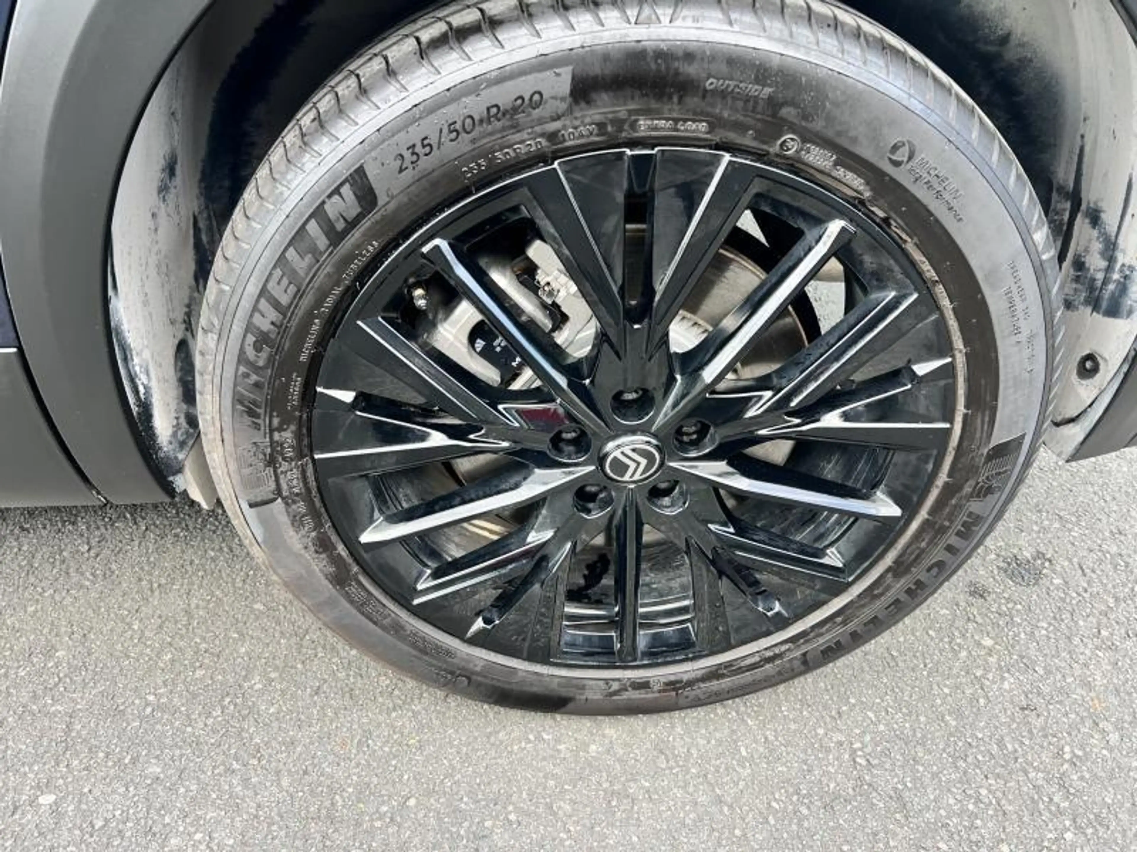 Citroen C5 Aircross Plug-in Hybrid Max — photo 9
