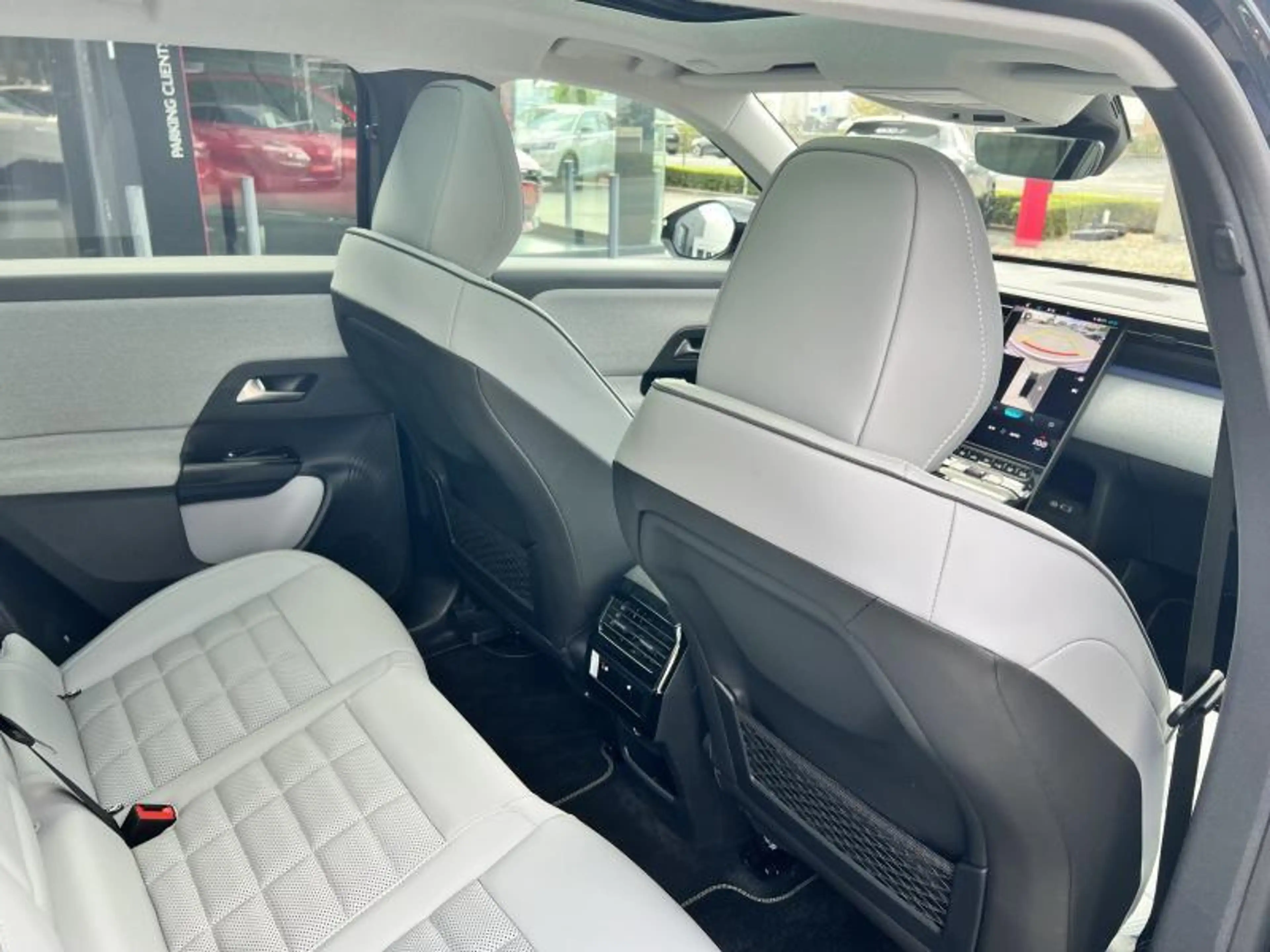 Citroen C5 Aircross Plug-in Hybrid Max — photo 13