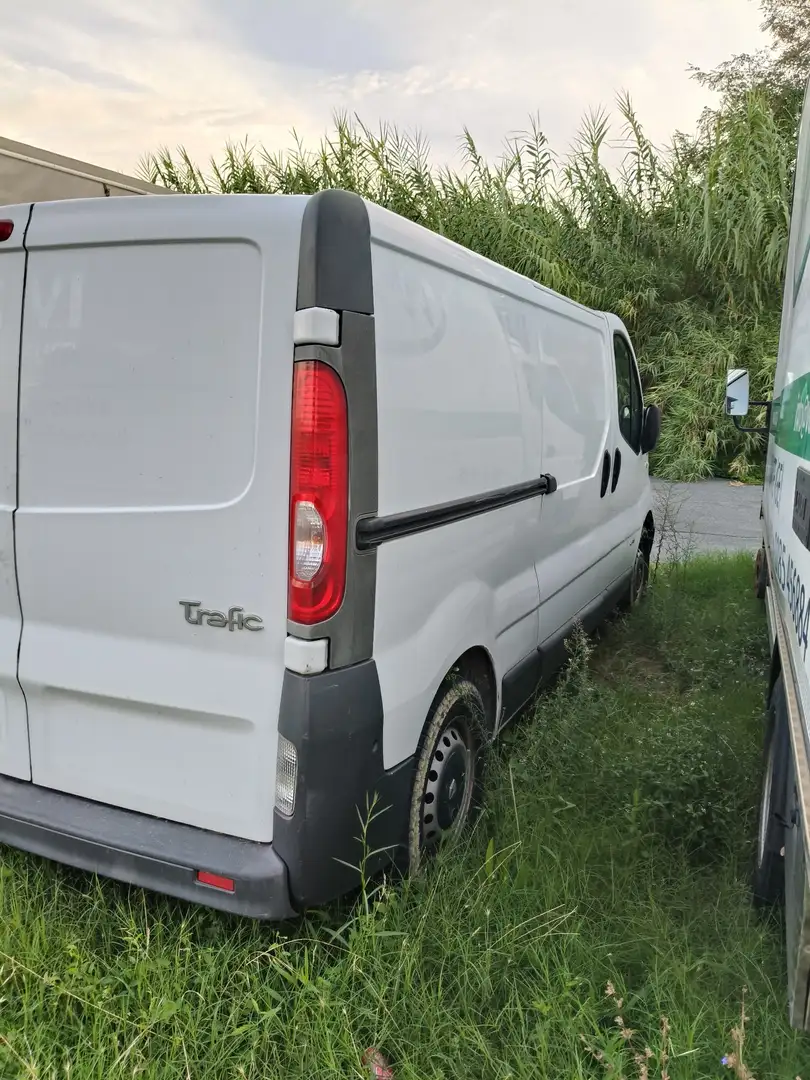 Renault Trafic - 2