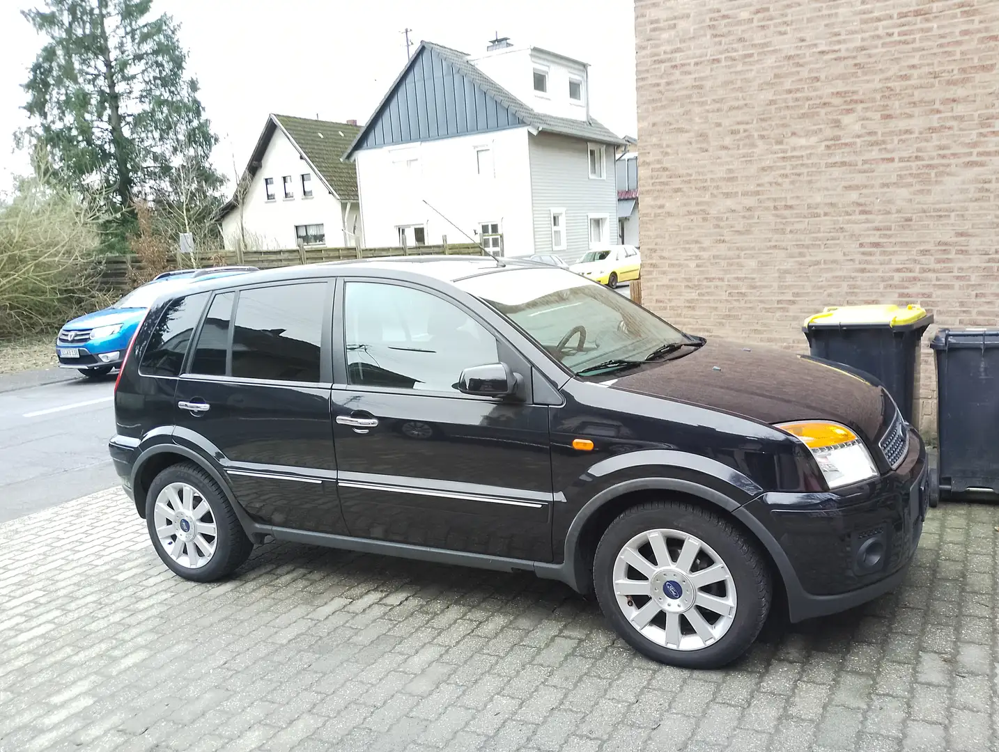 Ford Fusion Fusion 1.4 Plus Schwarz - 1