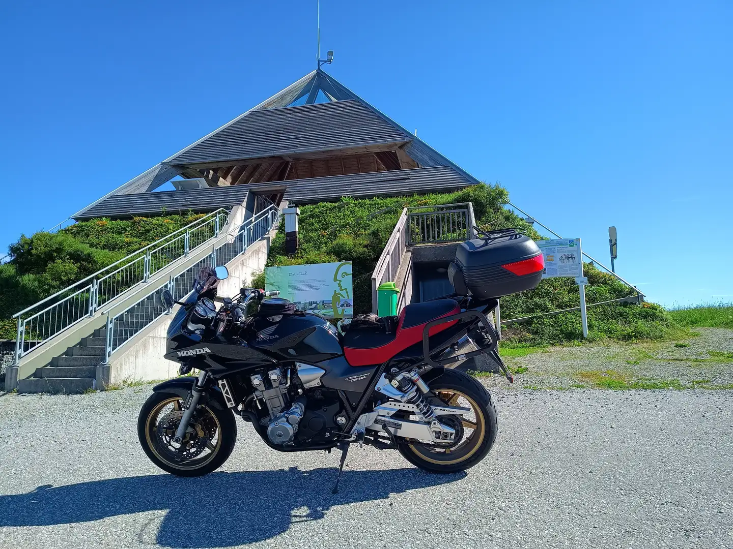 Honda CB 1300 SC 54 Zwart - 1