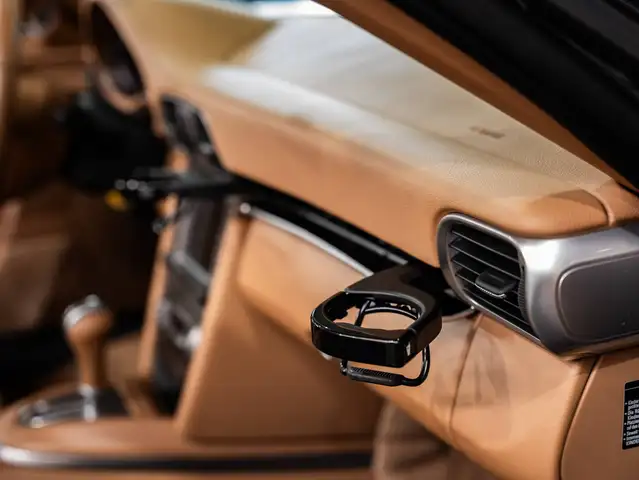Porsche 911 view 15