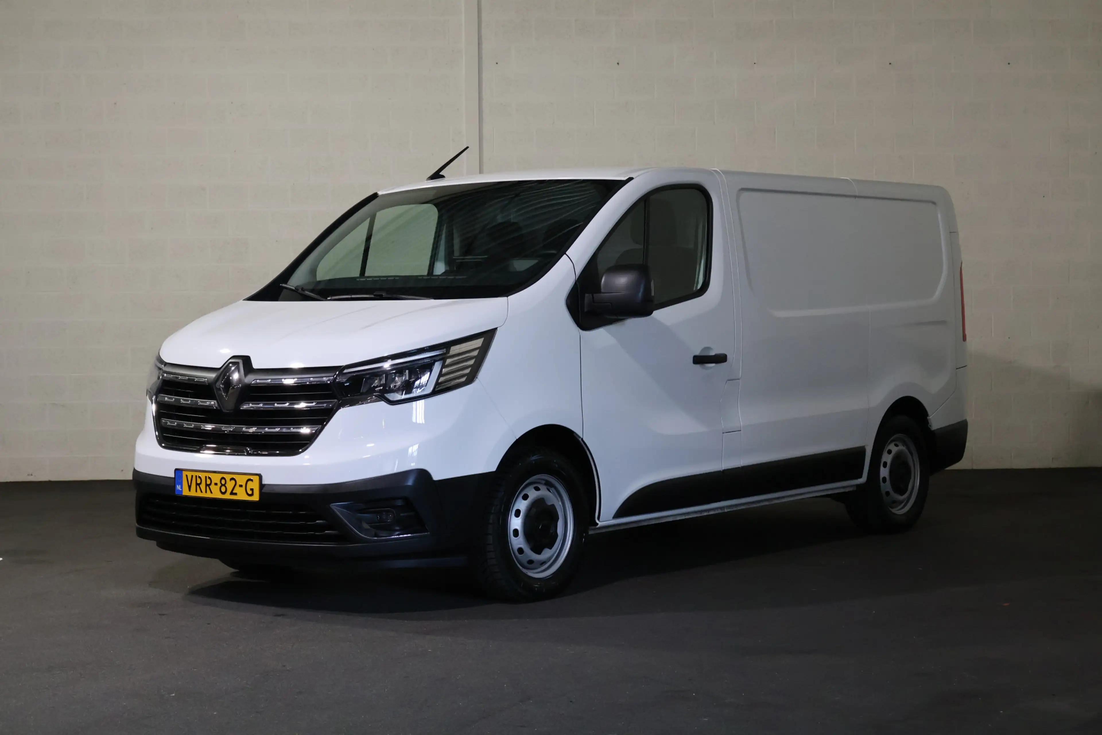 Renault Trafic 2.0 dCi 110pk L1 H1 Inrichting
