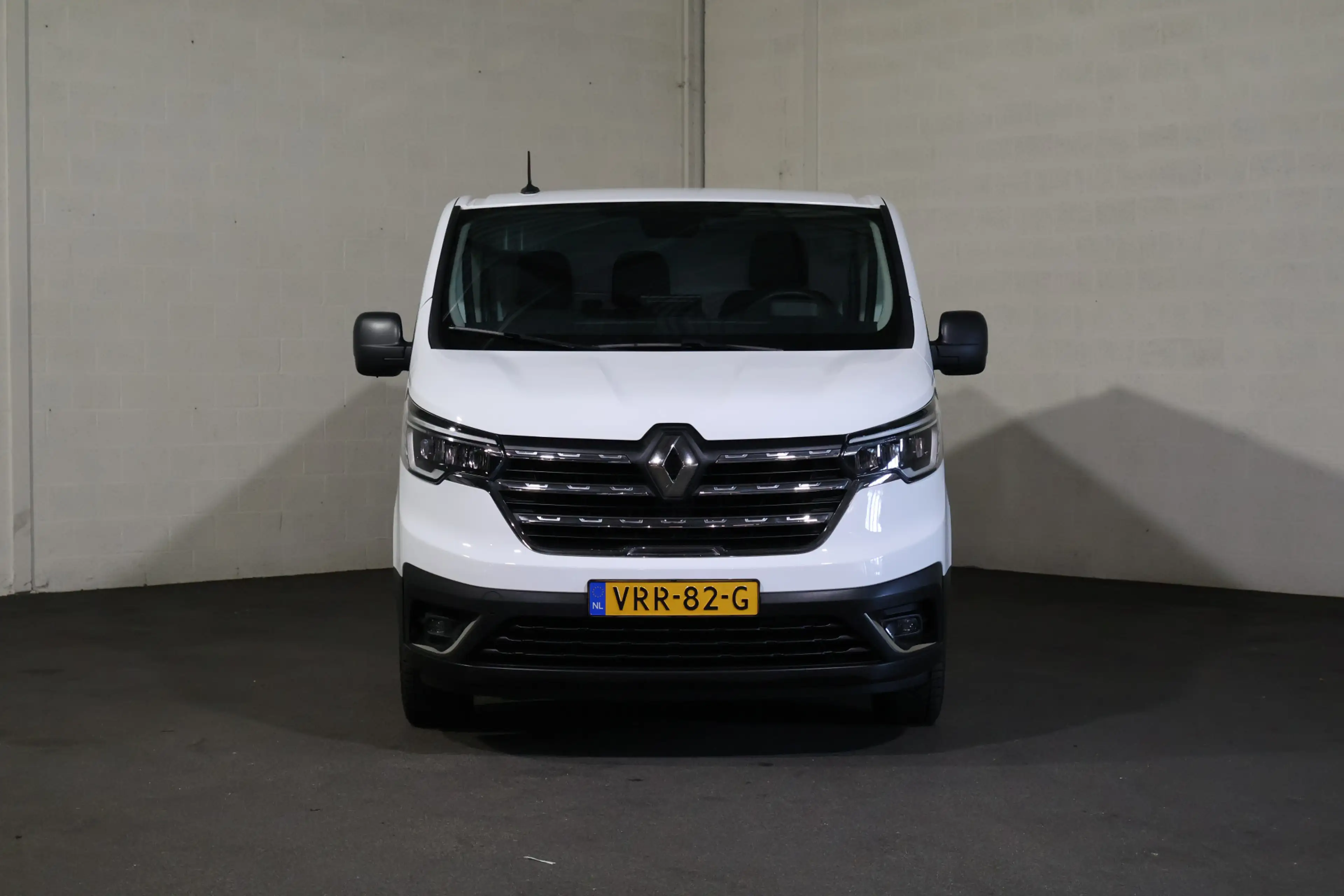Renault Trafic 2.0 dCi 110pk L1 H1 Inrichting — photo 2