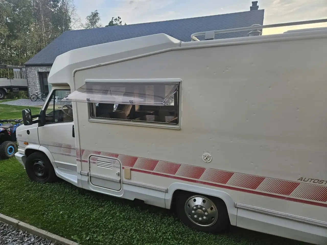 Peugeot J5, foto 4