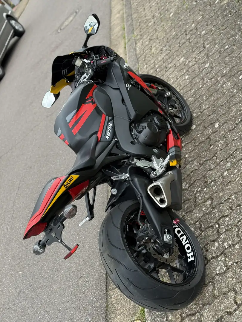 Honda CBR 1000 RR SC59 Wenig KM Rouge - 1