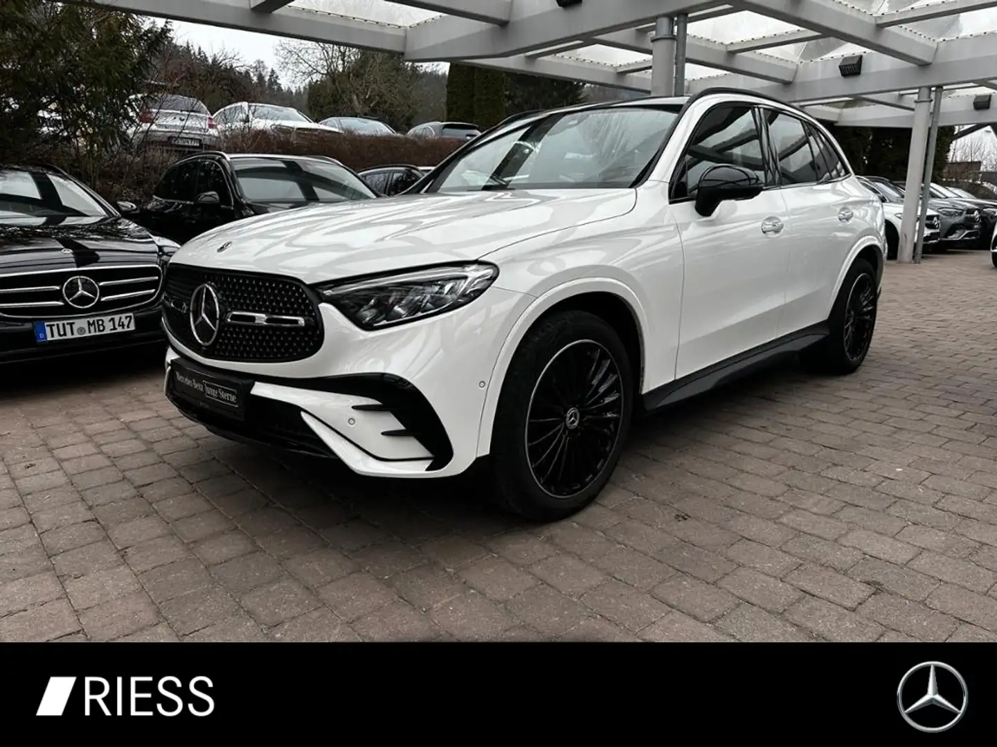 Mercedes-Benz GLC 220 d 4M AMG Sport Night Distr Pano AHK 360 20" Weiß - 1