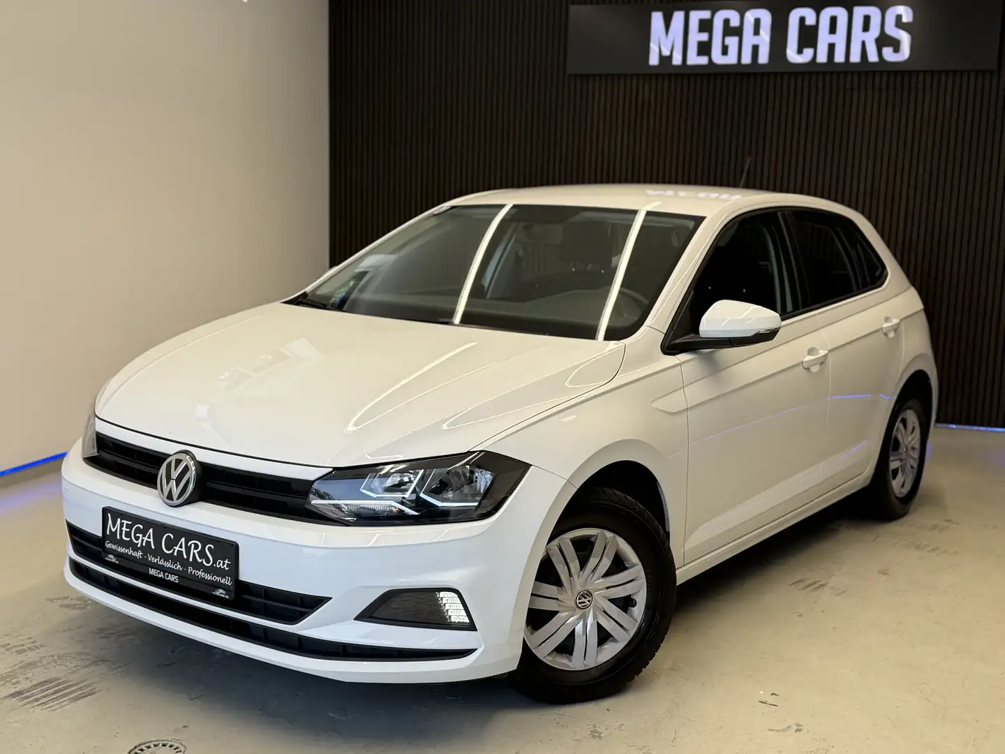 Volkswagen Polo Trendline / 1. Besitzer / 20% MWST / CarPlay / Bianco - 1