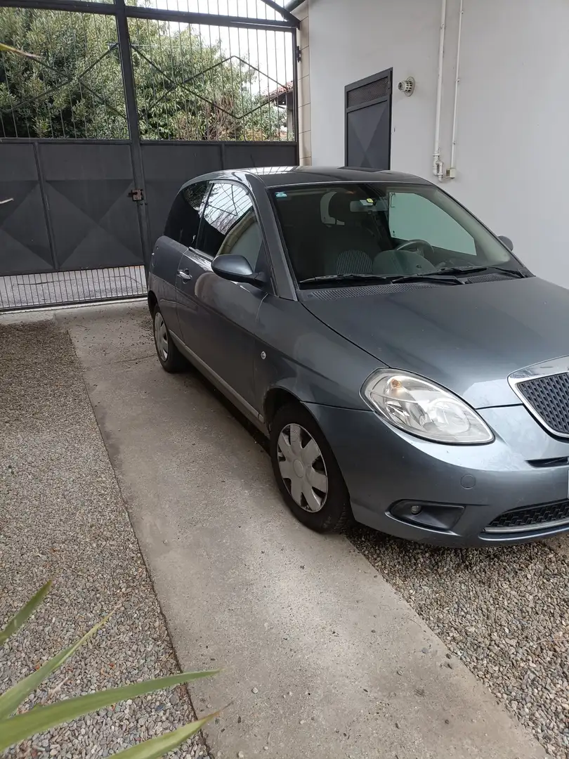 Lancia Ypsilon 1.3 mjt 16v Oro Plus - 2