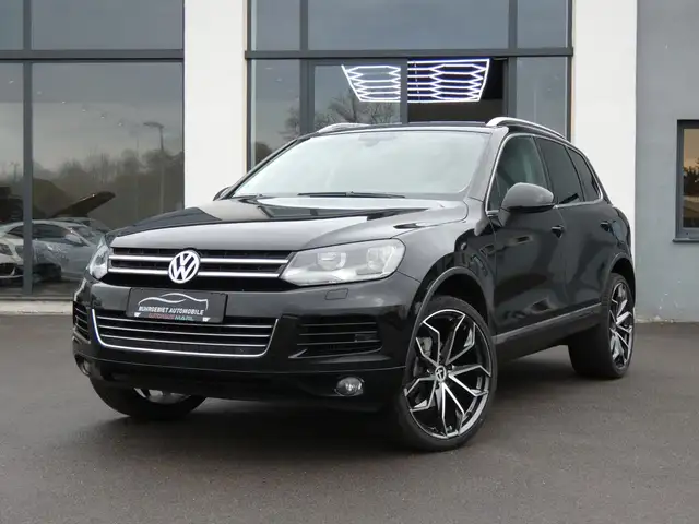 Volkswagen Touareg V6 TDI BMT*Allrad*Ahk*Leder*Navi*Shz*