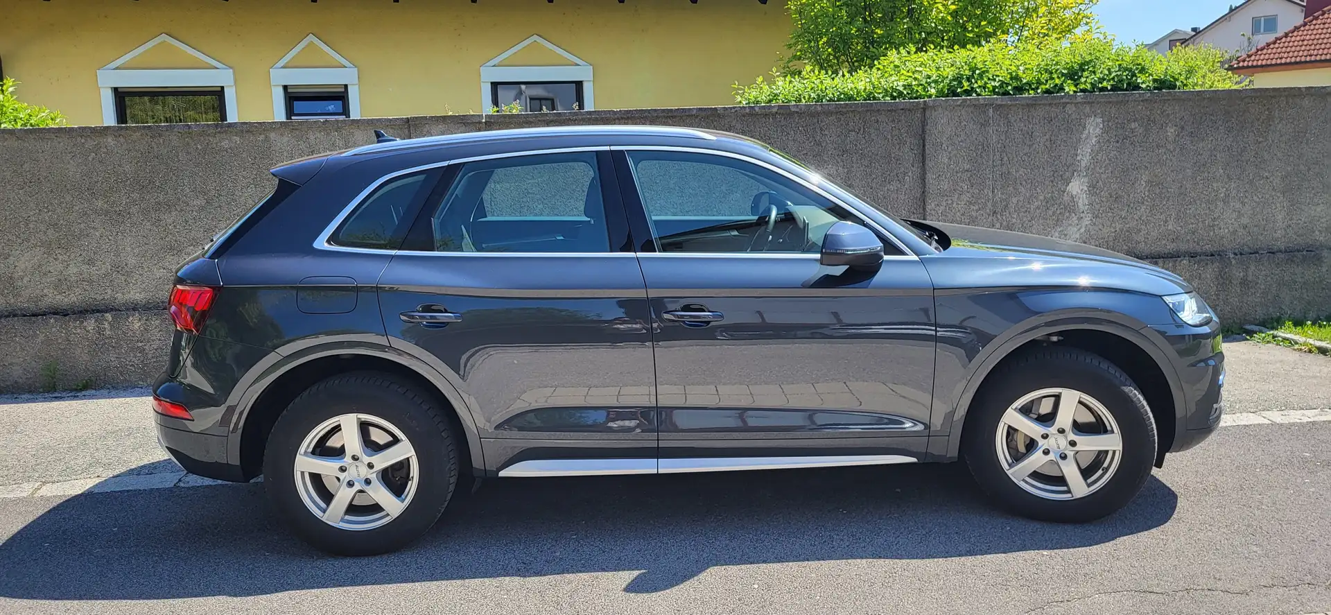 Audi Q5 Q5 2,0 TDI quattro sport S-tronic sport Schwarz - 2