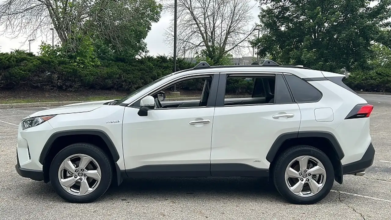 Toyota RAV 4 снимка Toyota RAV 4
