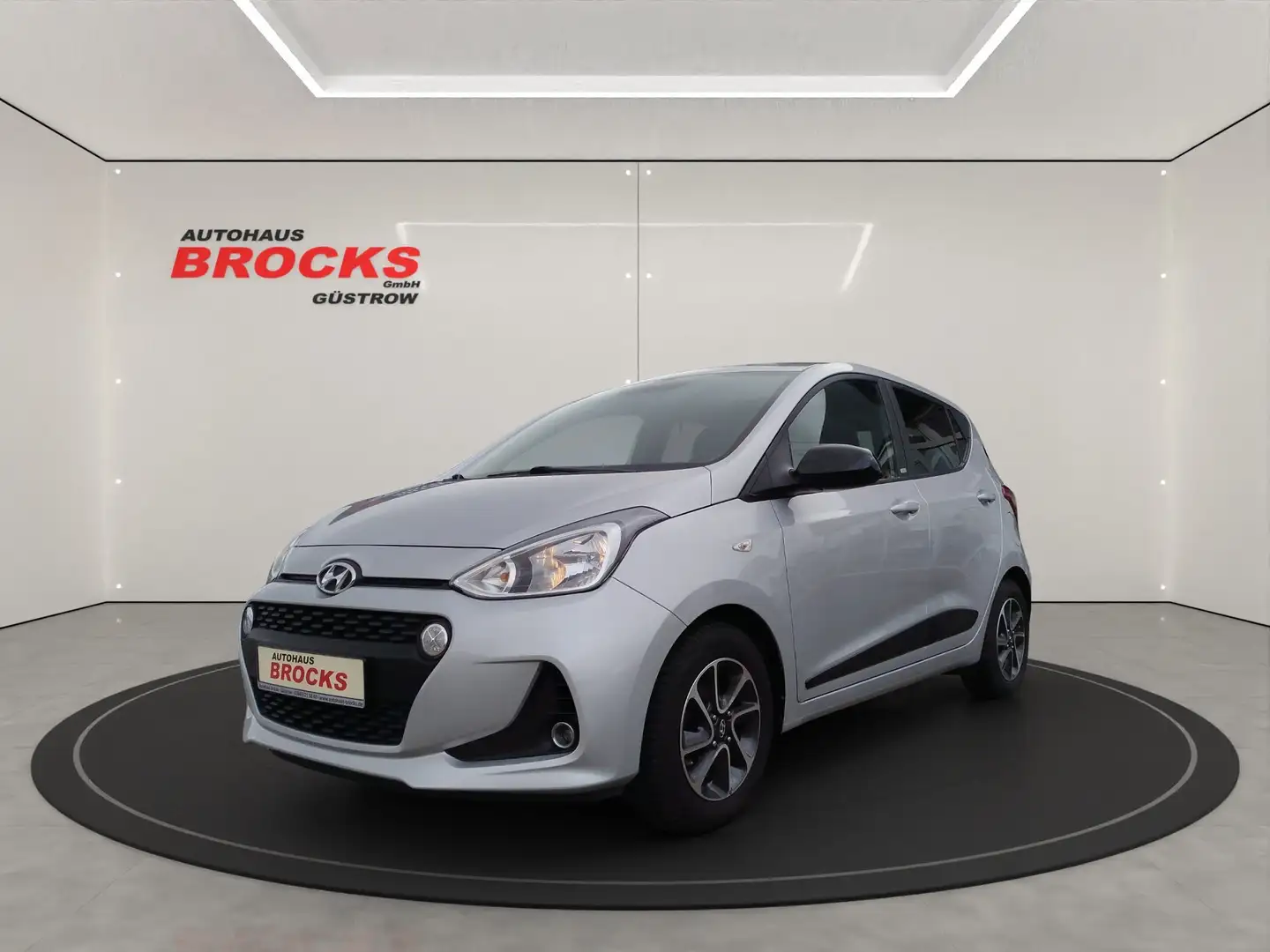 Hyundai i10 Passion Grijs - 1