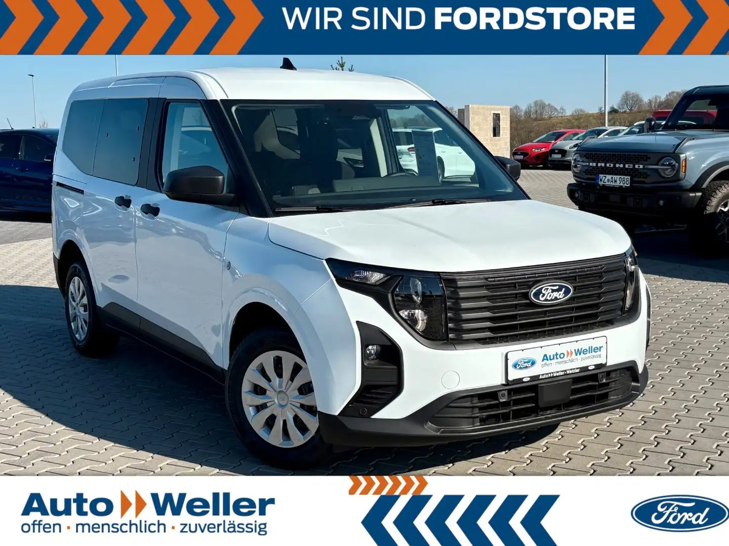 Ford Tourneo Courier Trend Vorführwagen - 14 % Bílá - 1