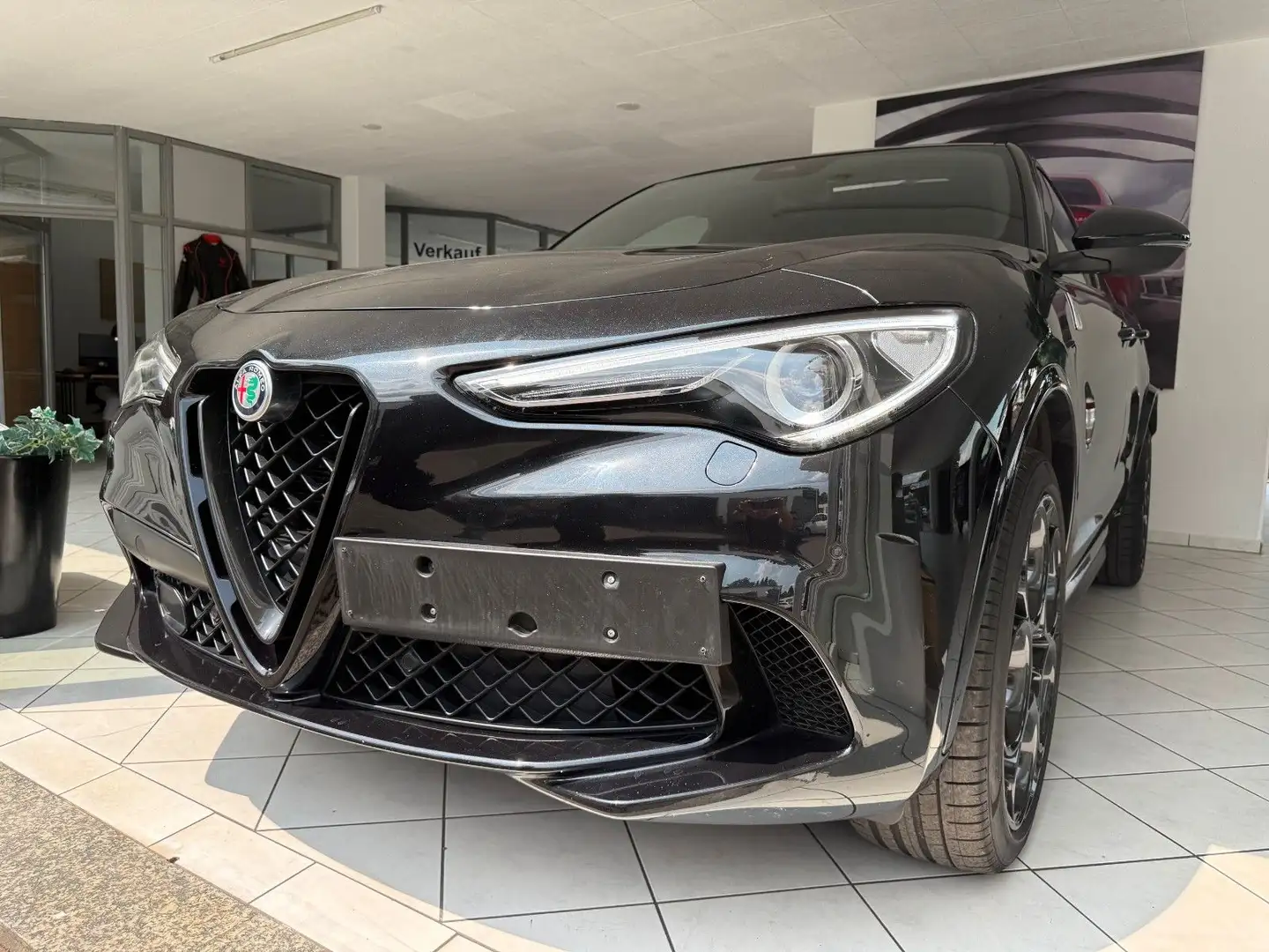 Alfa Romeo Stelvio Quadrifoglio Q4 SHD | 21 Zoll | HiFi Nero - 2