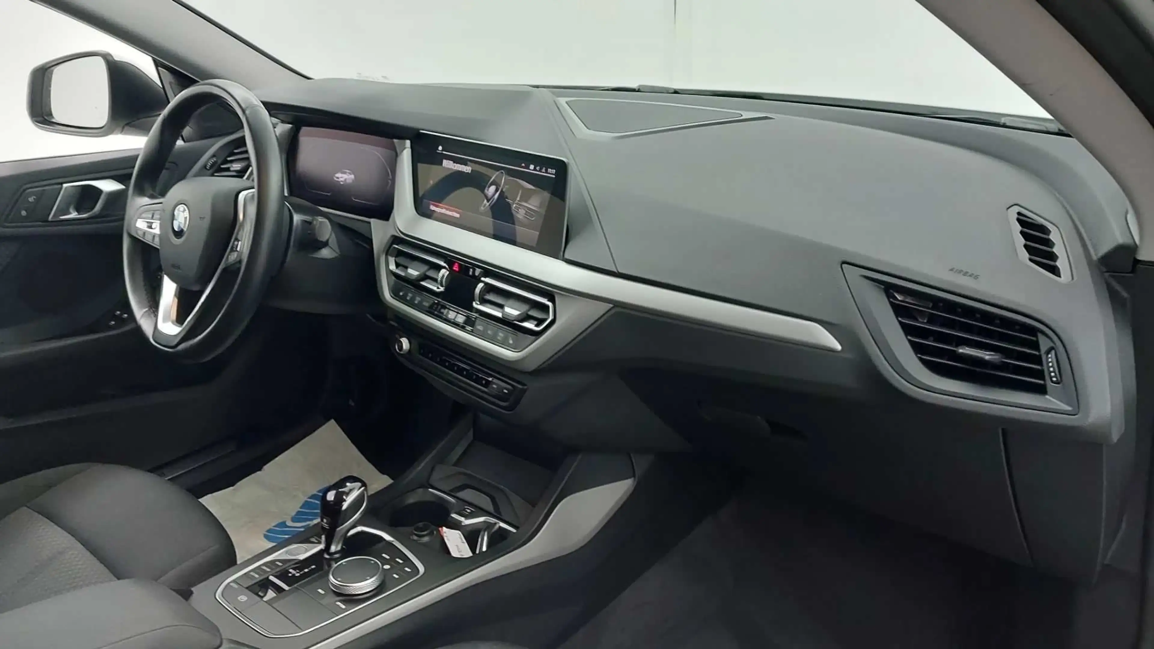BMW 216 d Gran Coupé — photo 7