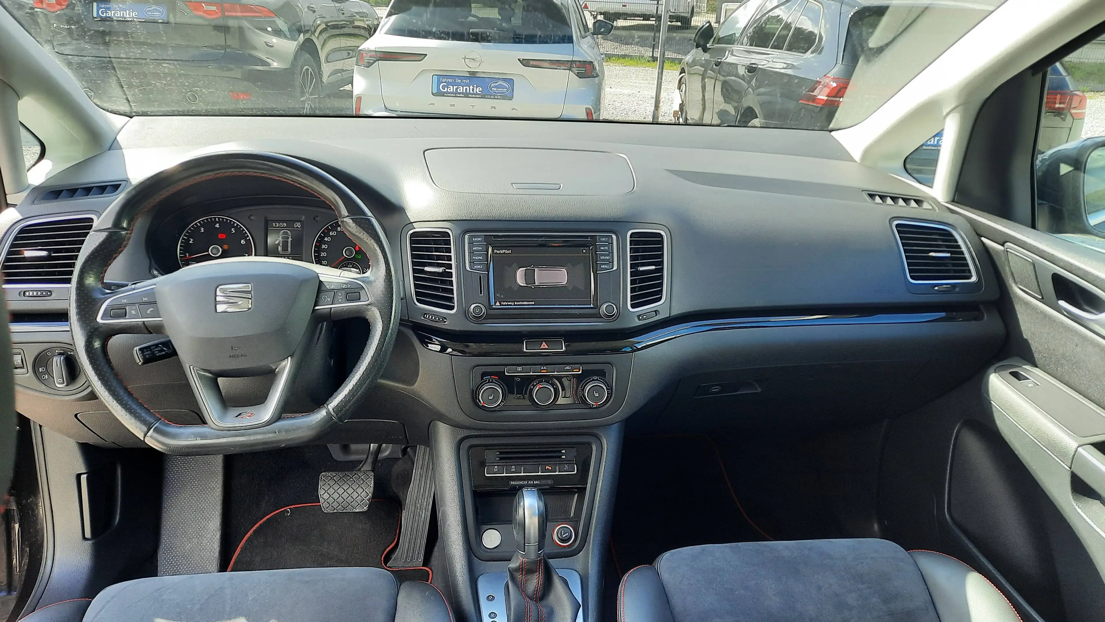 SEAT Alhambra FR-Line  *EINPARKHILFE/AUTOMATIK/SHZ* — photo 9