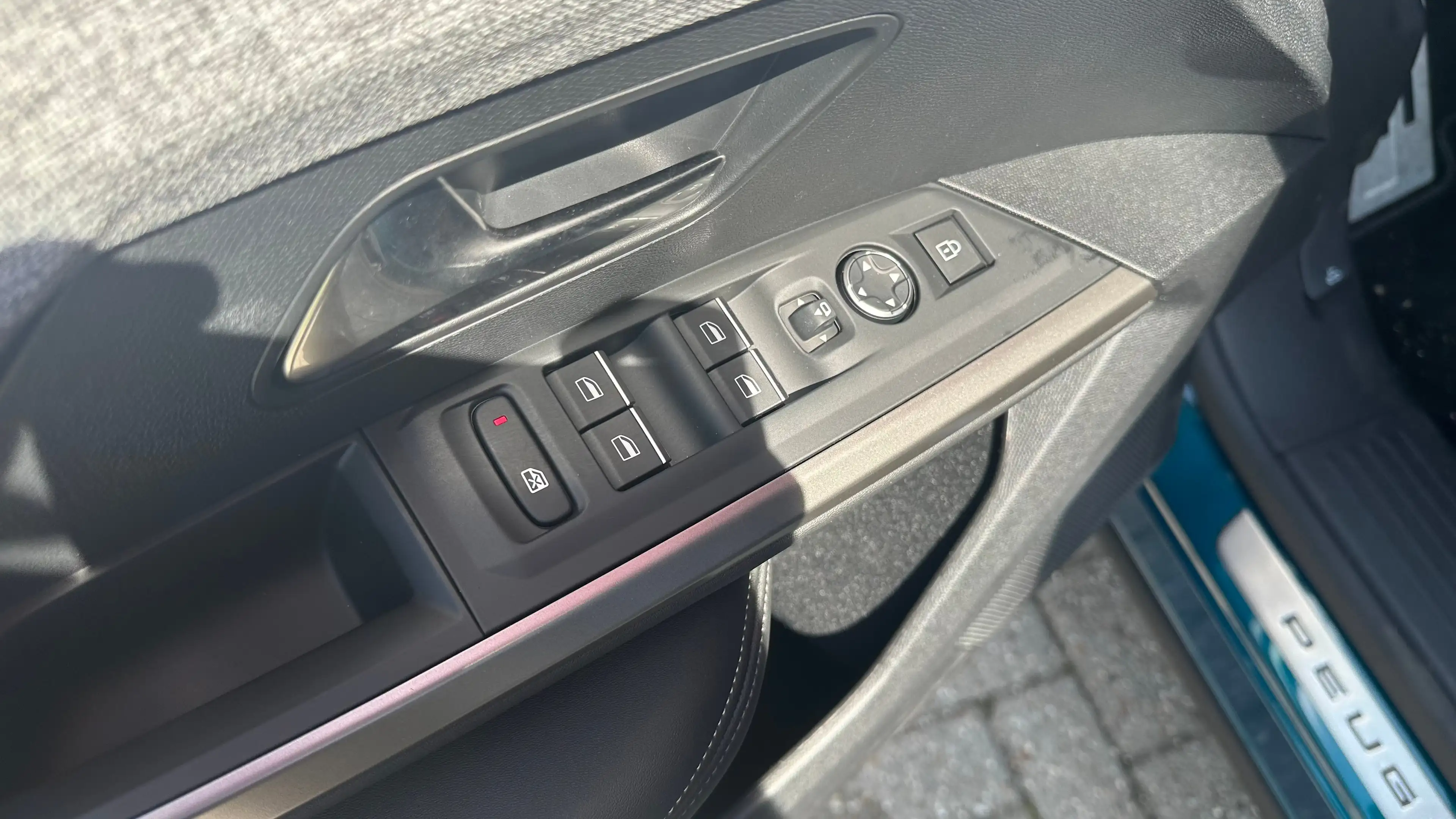 Peugeot 3008 e-3008 GT Long Range 230 97 kWh | Trekhaak | Apple — photo 20