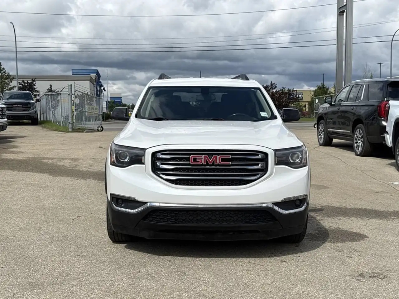 GMC Acadia photo GMC Acadia