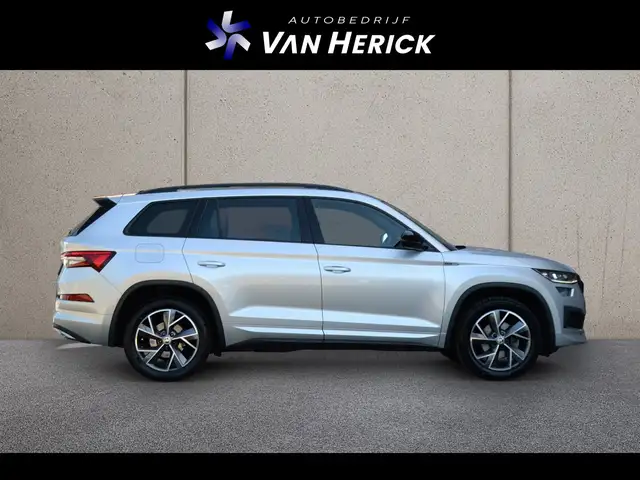 Skoda Kodiaq view 3