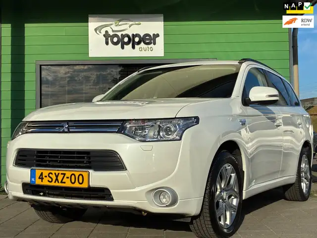 Mitsubishi Outlander 2.0 PHEV Instyle|2e Eigenaar|Panoramadak|Camera|Na