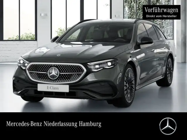 Mercedes-Benz E 220 d T AMG Fahrass 360° Pano Burmester Distr.
