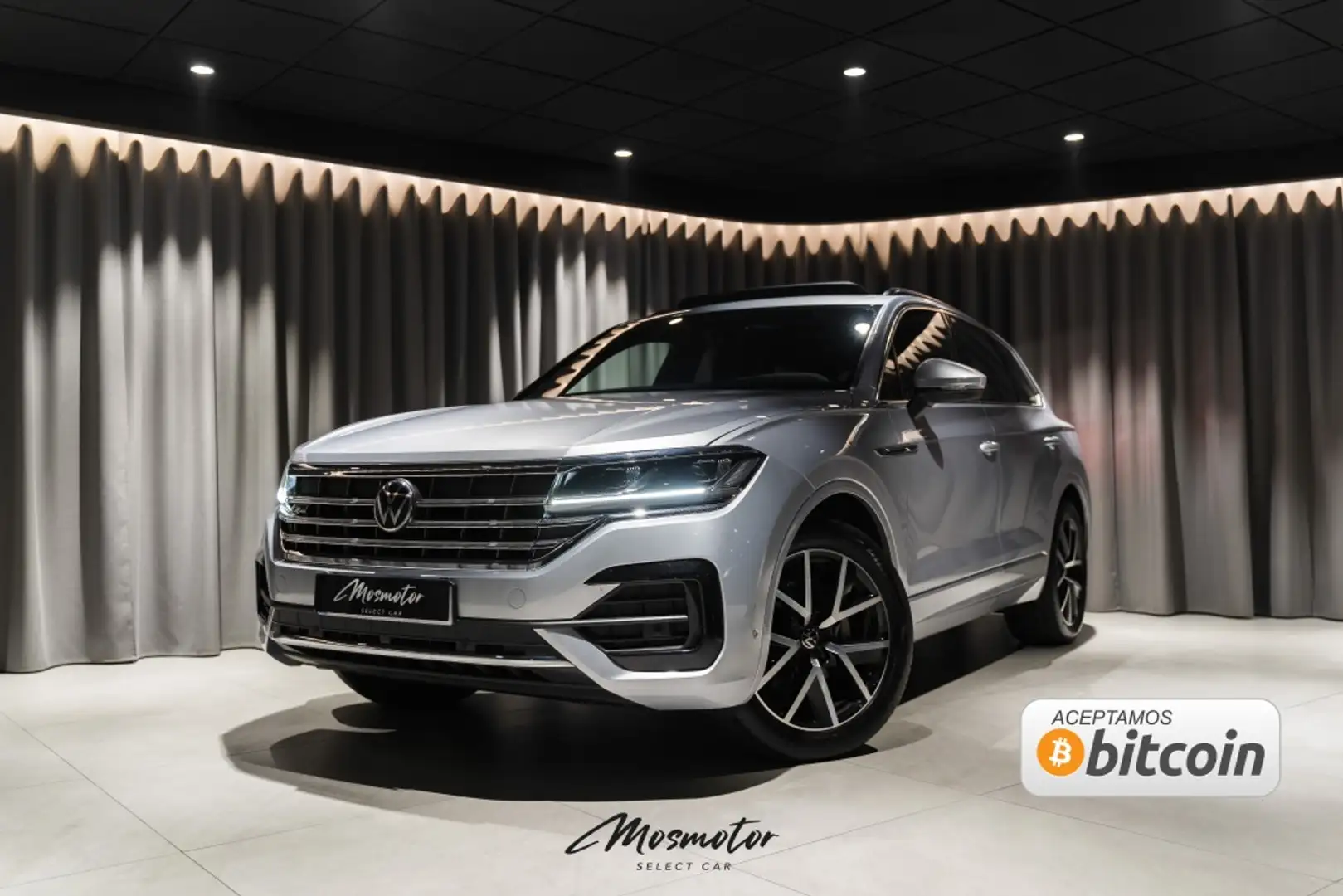 Volkswagen Touareg 3.0TDI V6 R-Line Tiptronic 4Motion 170kW Gris - 1