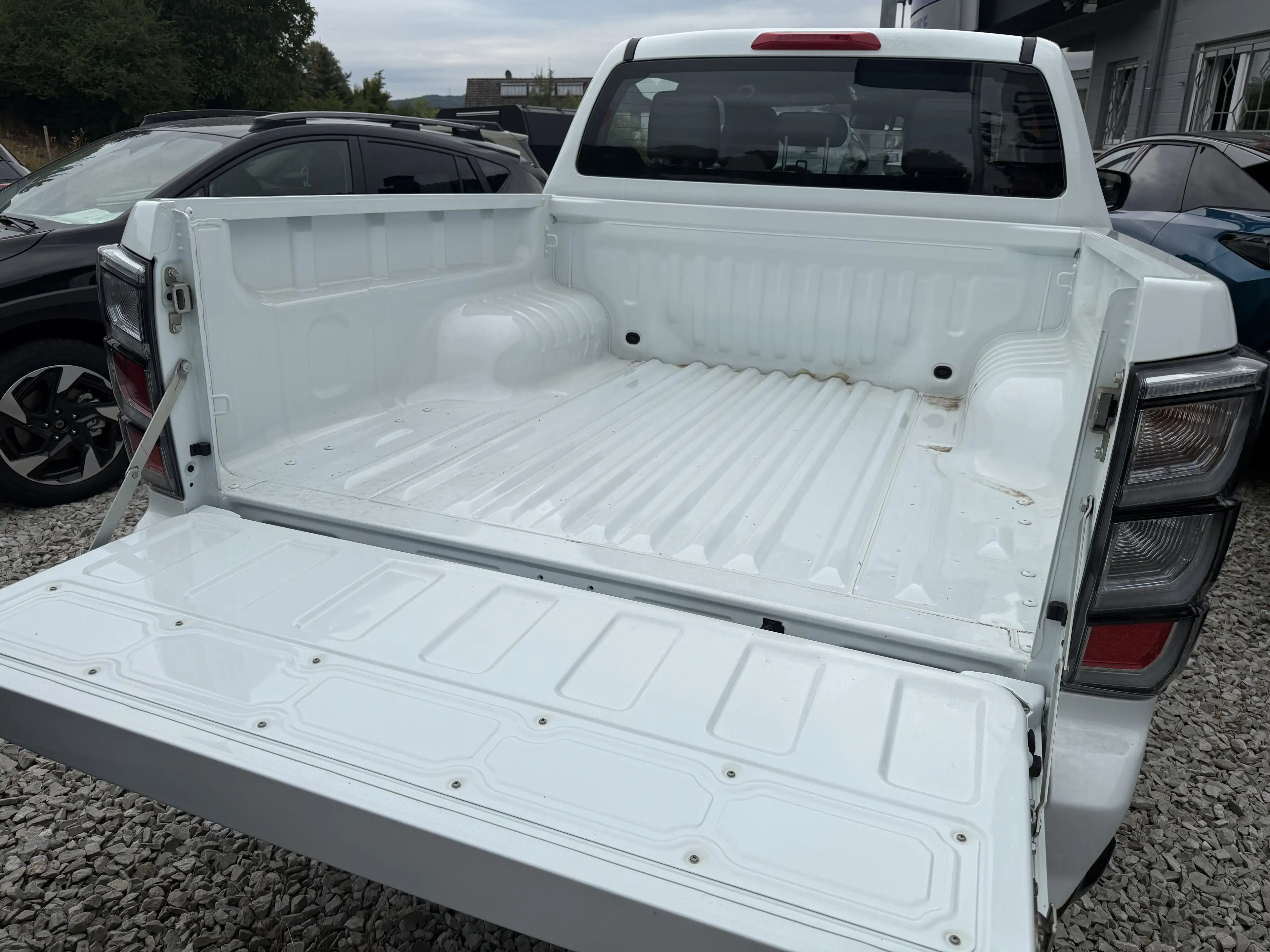 Isuzu D-Max D-Max Double Cab 4WD Autm. LSE — photo 3