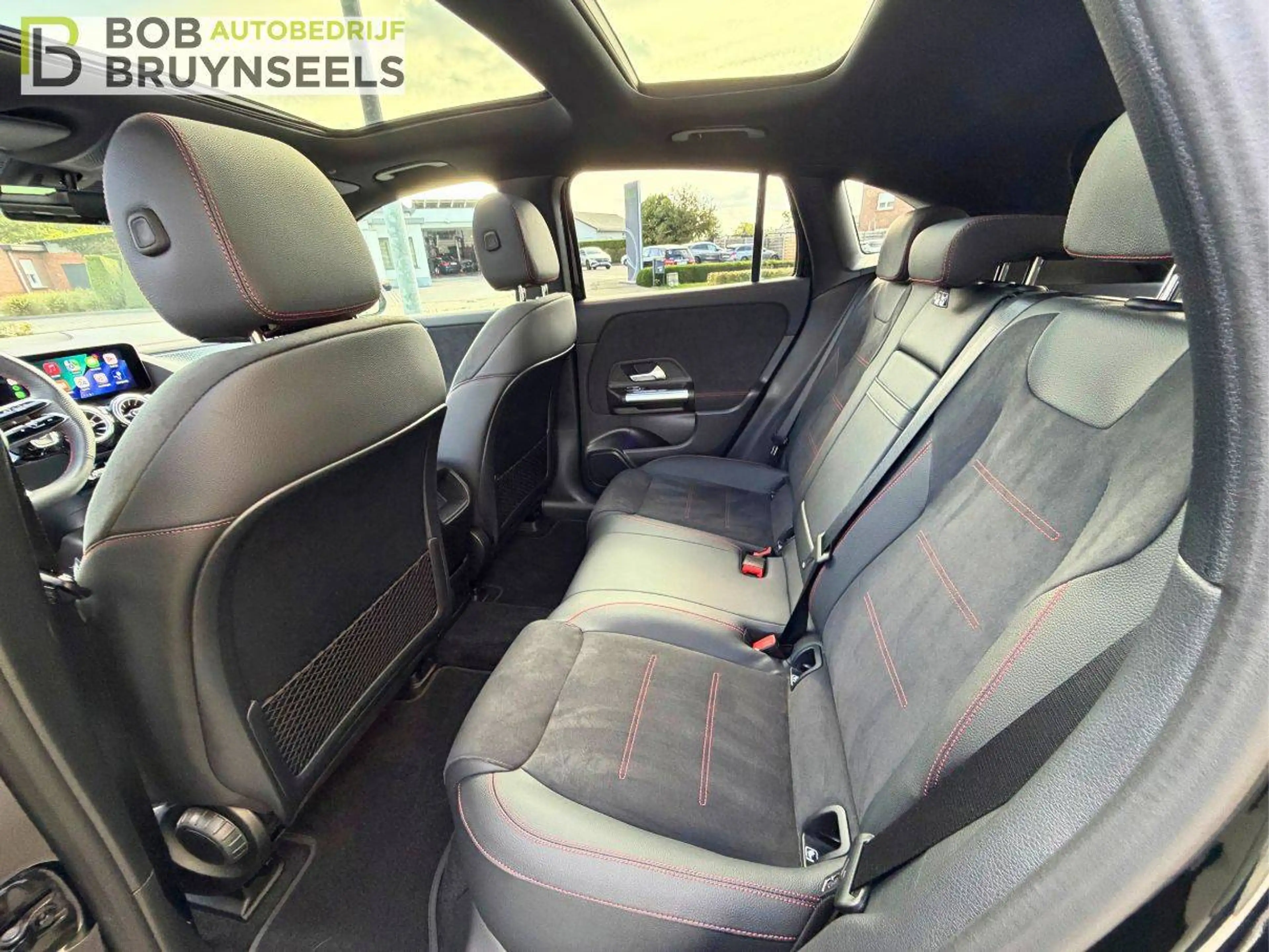 Mercedes-Benz EQA 250 Amg line | Nightpakket | Panoramadak | Winterpakket | Achteruitrijcamera — photo 12