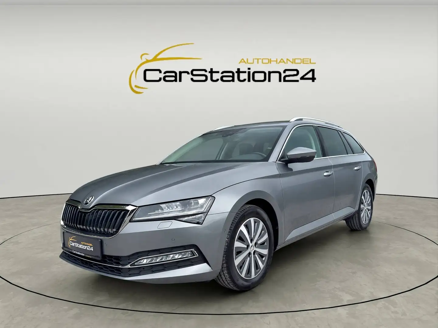 Skoda Superb Style *1BESITZ*ANHÄNGERK*MATRIX*MEMORY*VIRTUALCOCKP*ABSTANDSTEMP*TRAVELASS*TOTWINKEL*HECKCAM* Grau - 1