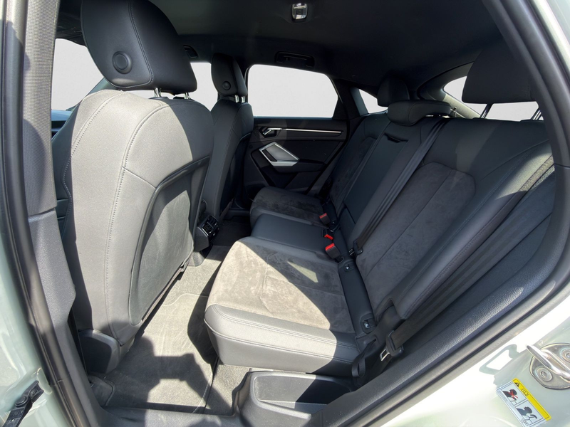 Audi Q3 S line 45 TFSI e S tronic NAVI 360° — photo 14