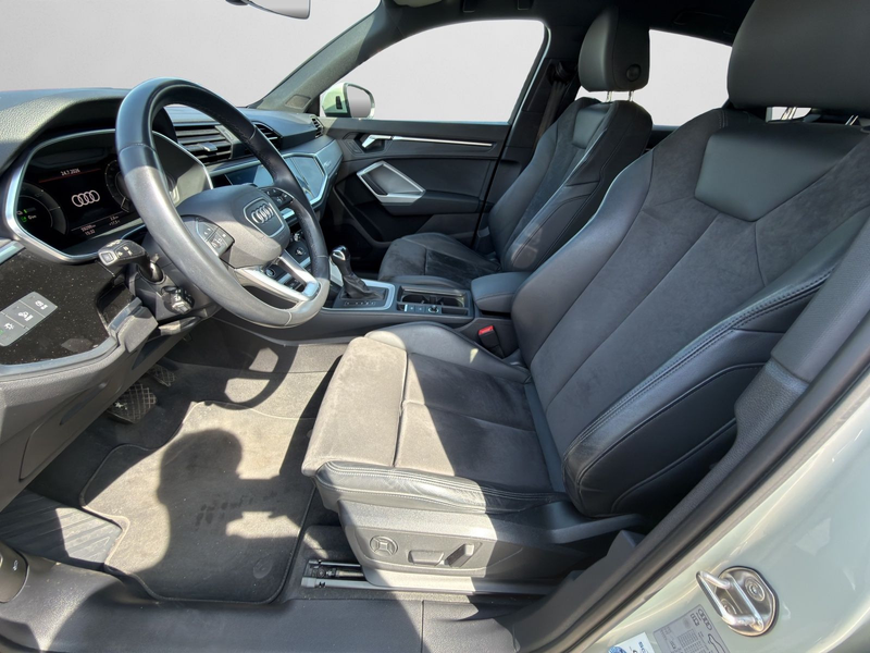 Audi Q3 S line 45 TFSI e S tronic NAVI 360° — photo 12