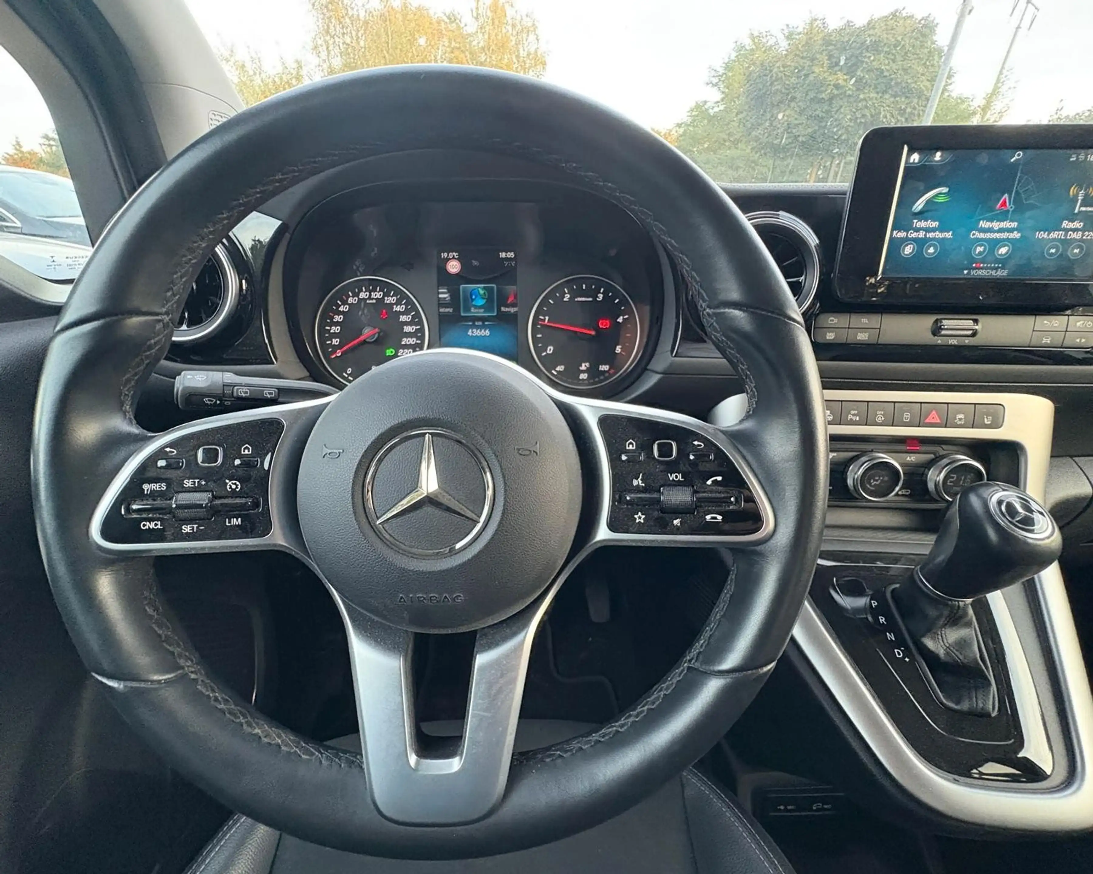 Mercedes-Benz T-Class T 180 Automatik Tempomat*Navi*Kamera*AWR — photo 14