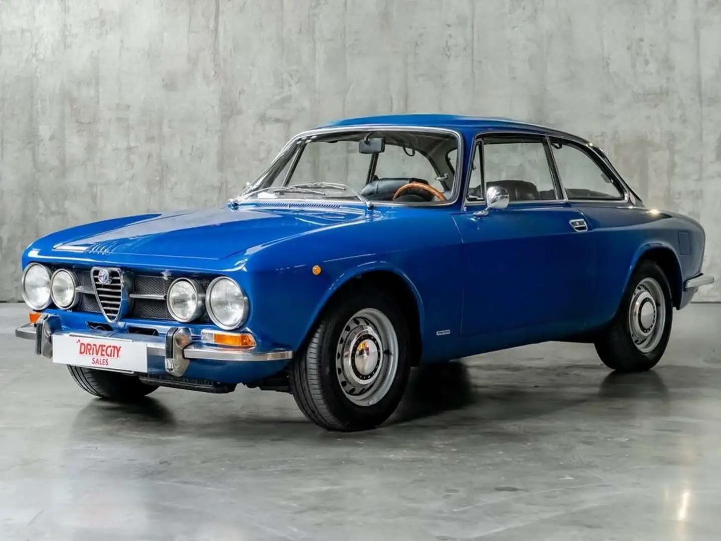 Alfa Romeo 1750 GTVeloce - 2ème série Bleu - 1