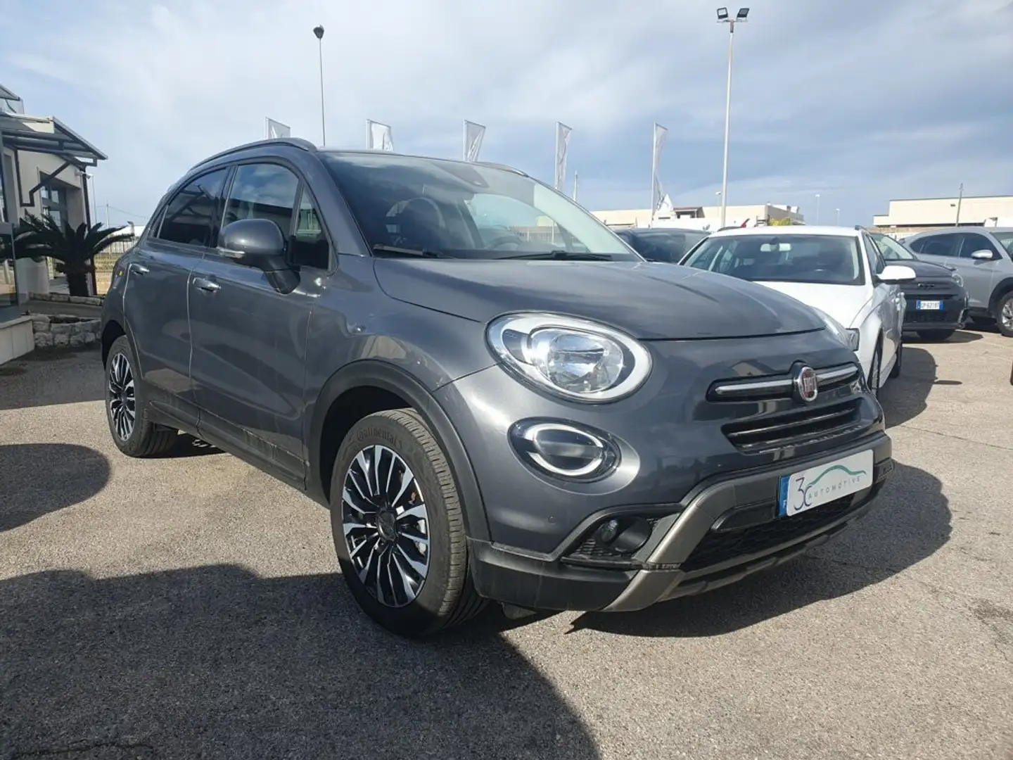 Fiat 500X 1.6 MJ 130cv Cross Grijs - 1