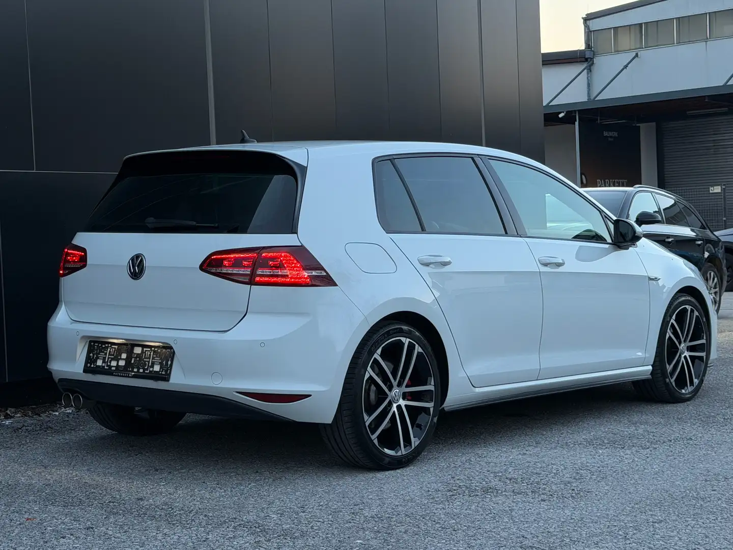 Volkswagen Golf GTD Golf GTD 2,0 TDI GTD*Xenon*R-Kamera* Weiß - 2